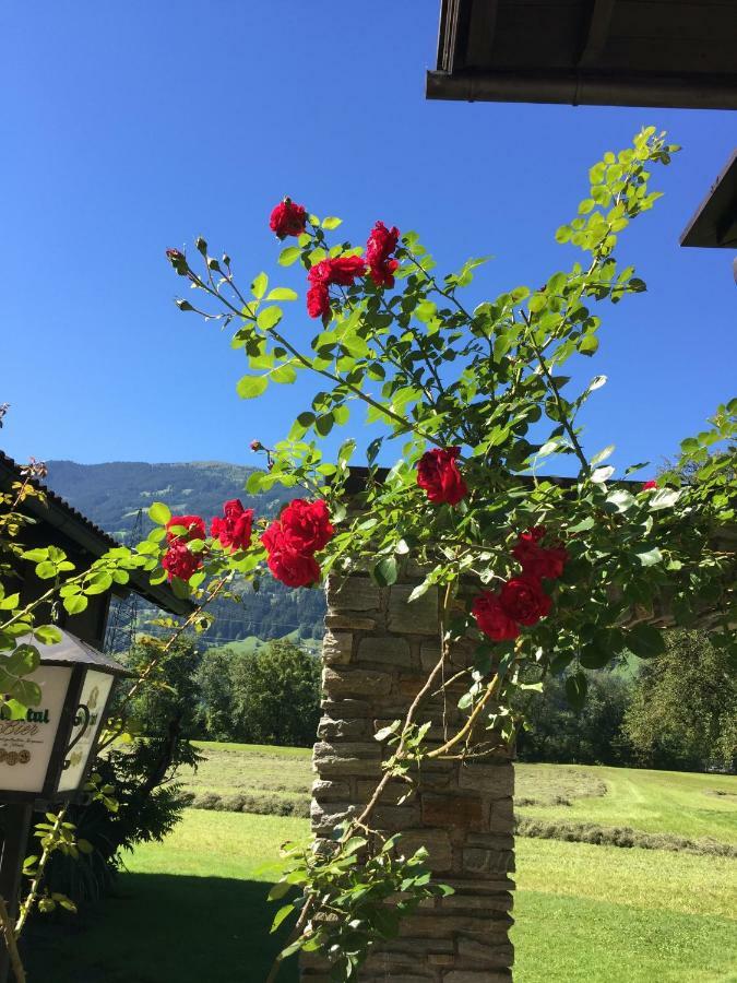 Gasthof Waldrast Hotel Zell am Ziller Exterior photo